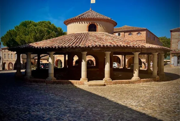 Visitez le village d'Auvillar, Tarn et Garonne (82)